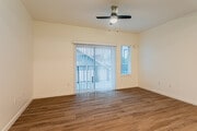 2BR, 2BA - 970SF