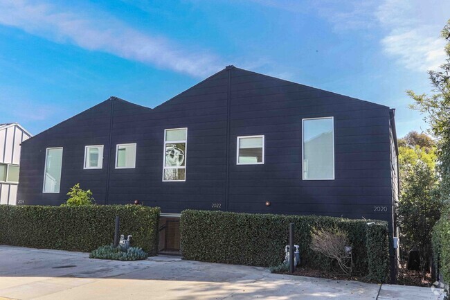 Building Photo - 2022 Blackbirds Way Rental