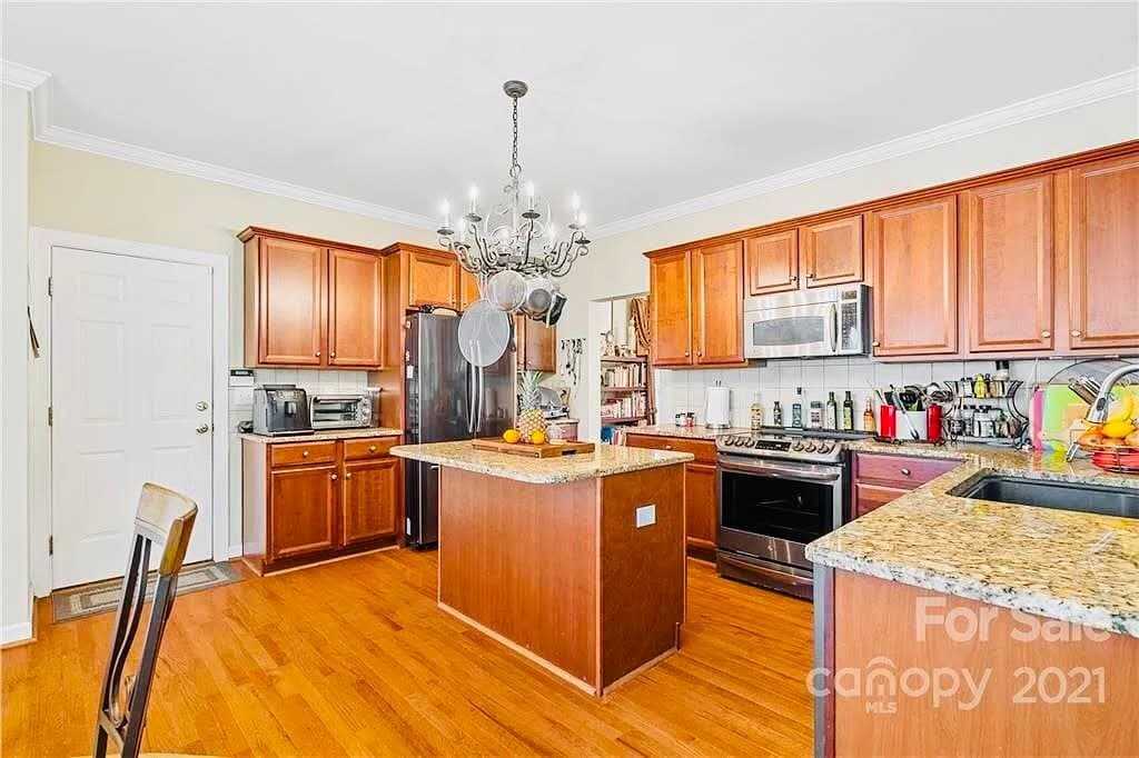 Photo - 14811 Dunbeth Dr