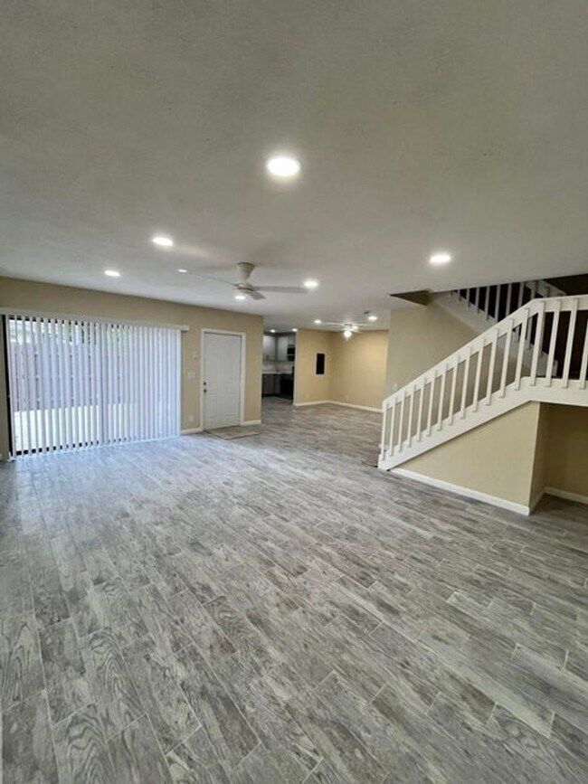 Photo - 1917 N Congress Ave