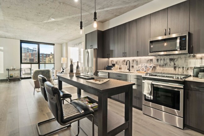 Photo - 159 N Ada St