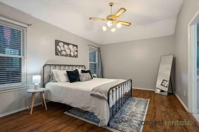 Photo - 4143 Norway Ln