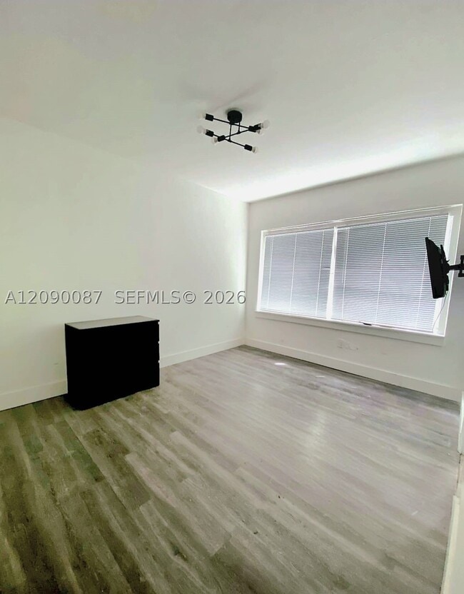 1555 Pennsylvania Ave Unit 101