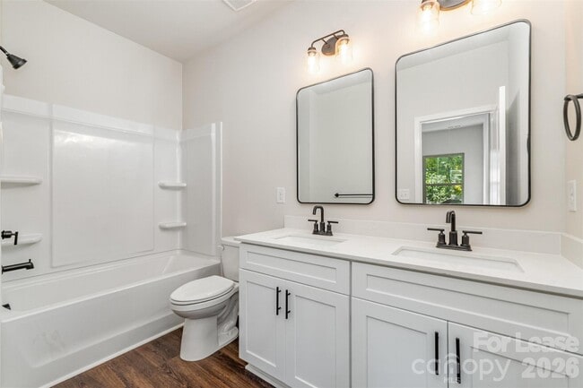 Photo - 3719 Davis Ave