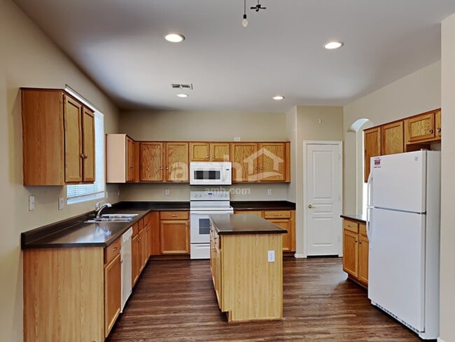 Photo - 10859 W Locust Ln