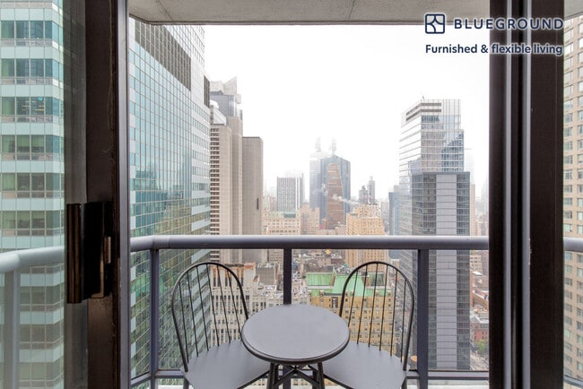 Photo - 235 W 48th St Apartment Unit FL39-ID382