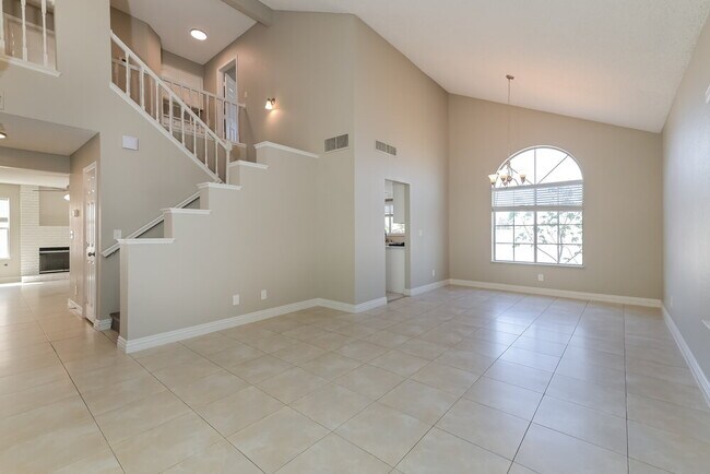 Photo - 1916 Guinn Dr