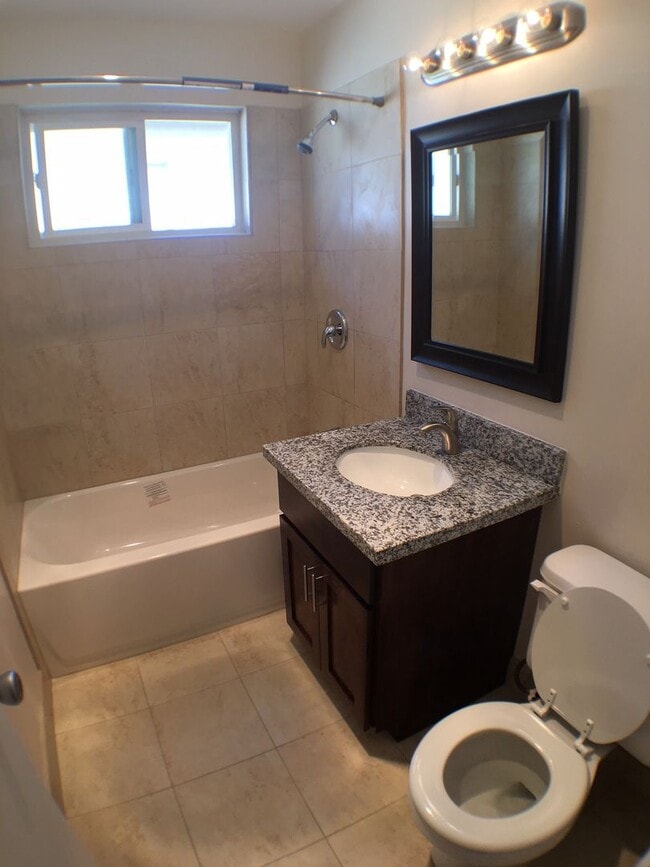 Photo - Mississippi Street 8plex #1 Unit 3972.5