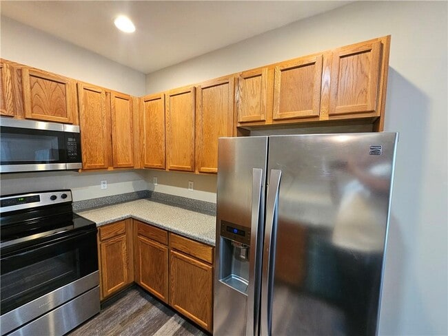 Photo - 2160 Spikerush Way