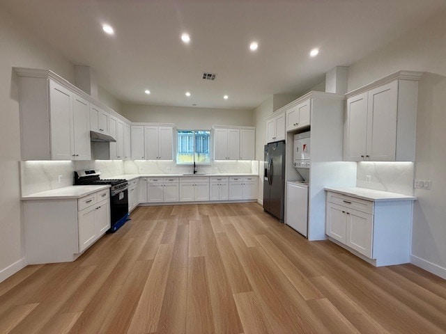 Photo - 8638 Aqueduct Ave