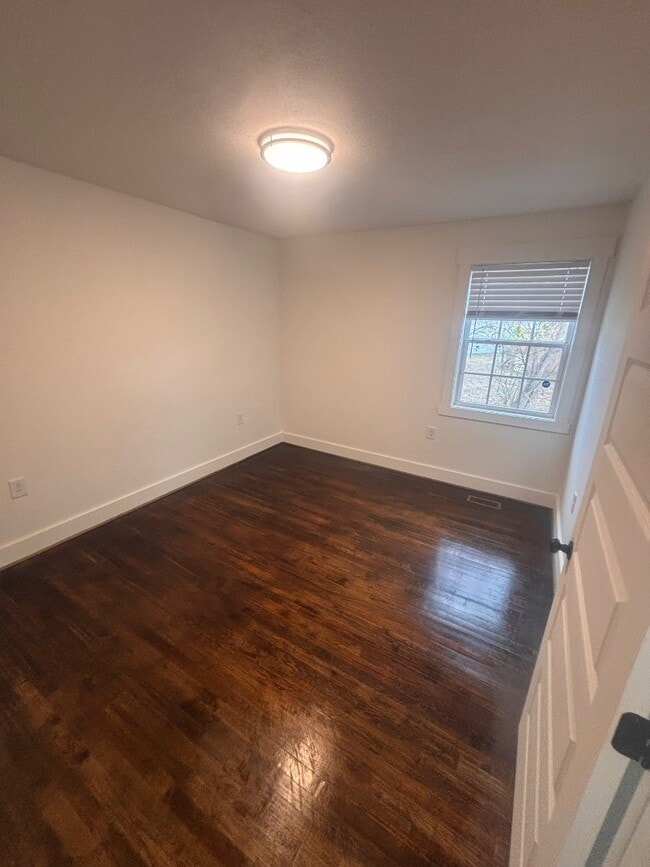 Photo - 408 S 3rd St