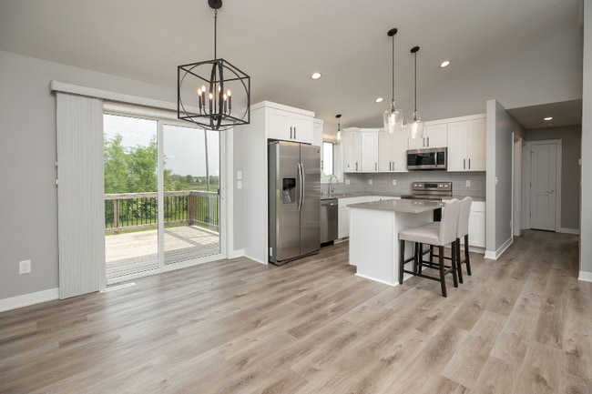 Photo - 1874 4th St NE