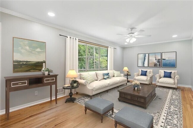 Photo - 2985 Dodson Dr