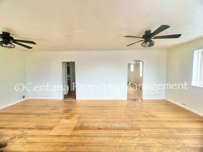 Photo - 1265-1265-1262 1st St Unit 1265 Farrell