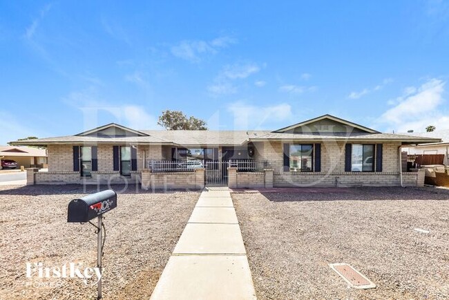 Photo - 5001 W Shangri-la Rd House