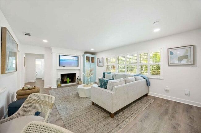 Photo - 1865 Orchid St