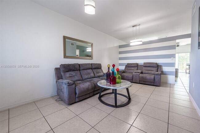 Photo - 6930 NW 179th St Unit 304-8