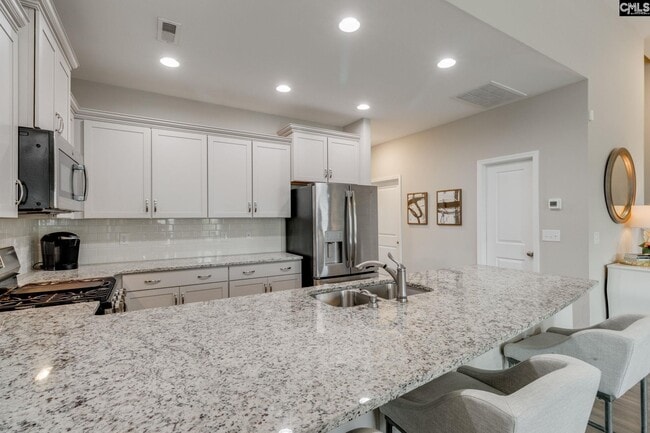 Photo - 1453 Ardennes Dr