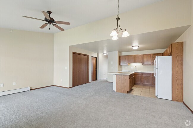 1BR, 1BA - 1,062SF - Living Room