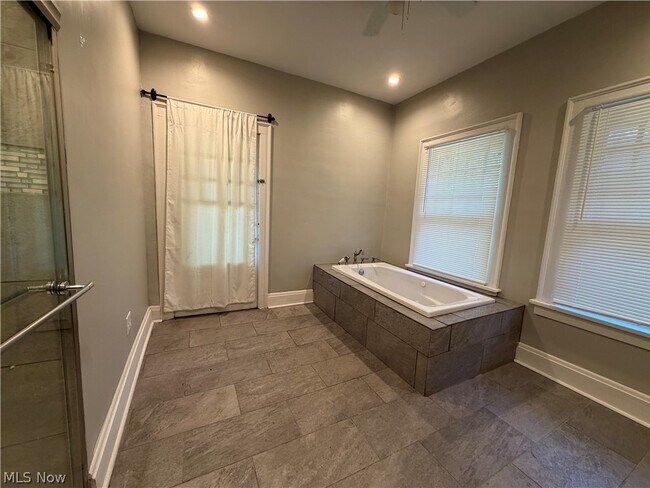 Photo - 9501 Shakespeare Pkwy