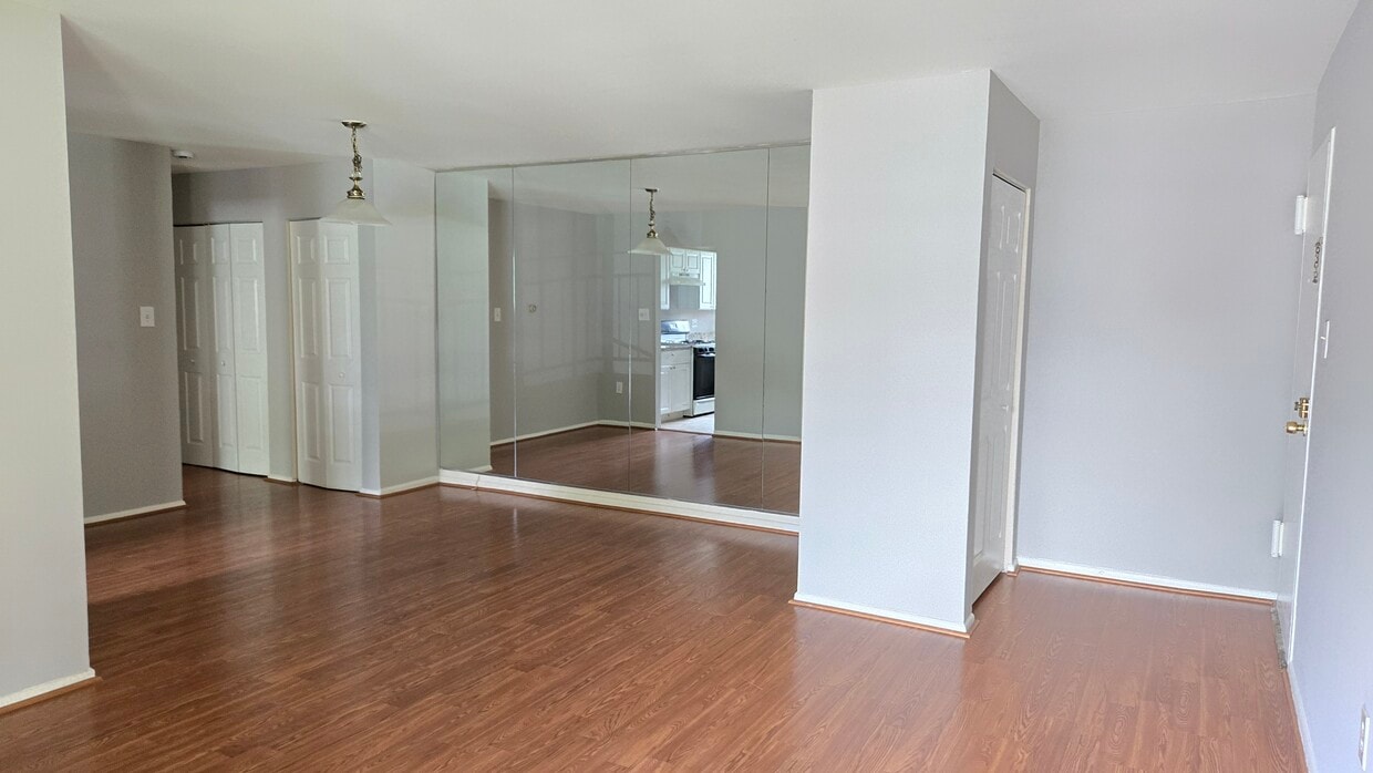Photo - 11324 Cherry Hill Rd (Beltsville, MD)