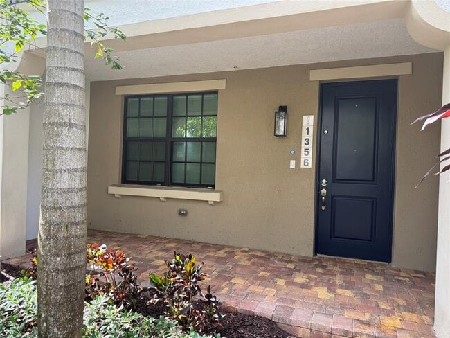 Building Photo - 11356 SW 15th St Rental