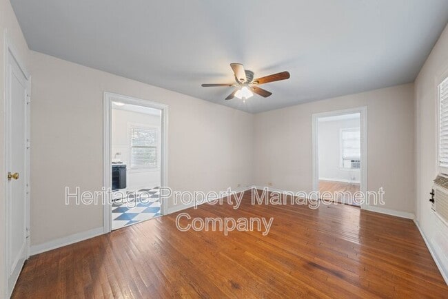 Photo - 109 W Norwood Ct Unit 2