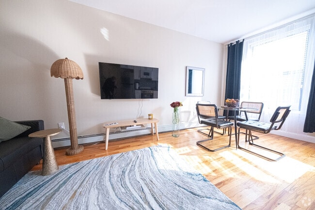 Building Photo - 241 W 113th St Rental