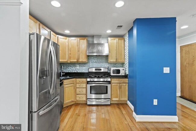 1437 Spring Rd NW Unit 21