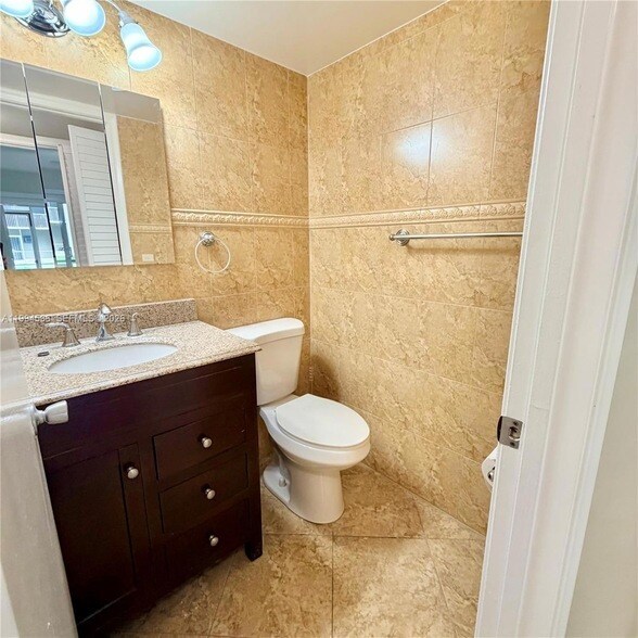 Photo - 13300 SW 1st St Unidad O104