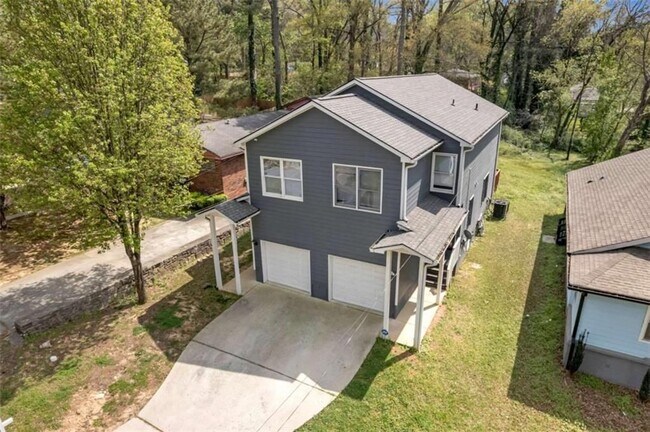 Photo - 1948 Detroit Ave NW