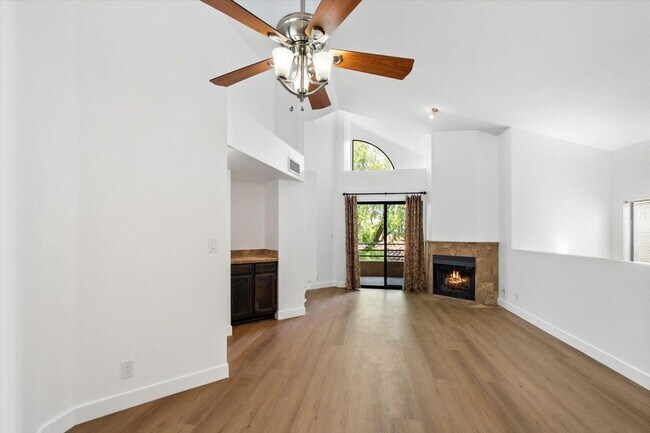 Photo - 10301 N 70th St