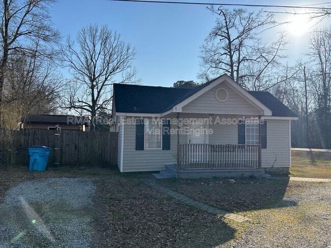 Building Photo - 3806 High Falls Rd