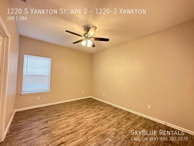 Photo - 1220 S Yankton St Unit 1220-2 Yankton