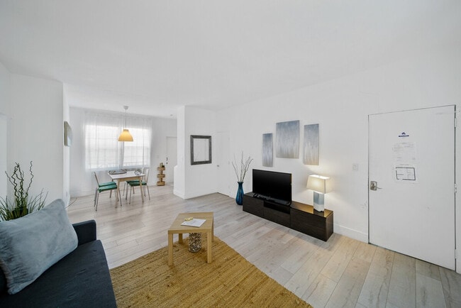 Photo - 1311 15th Terrace Unidad ID1255504P