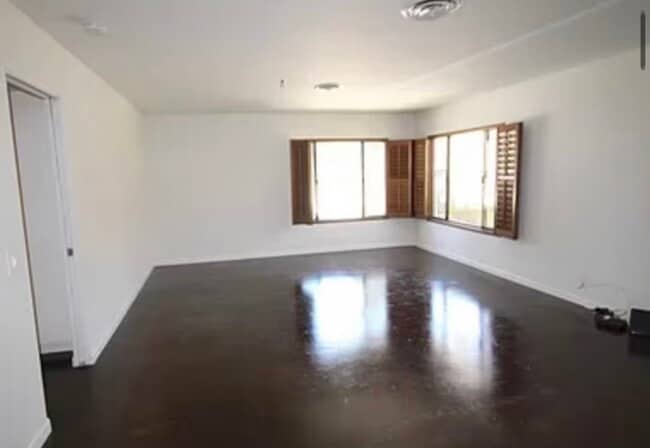 Photo - 1480 E Palm Tree Dr Unit none