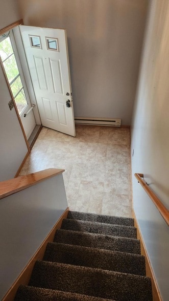 Photo - 779 9th St SE