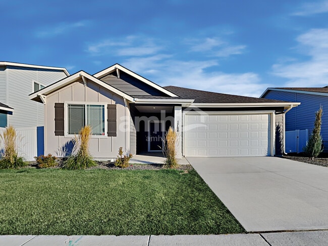 Building Photo - 1768 N Montgomery Way