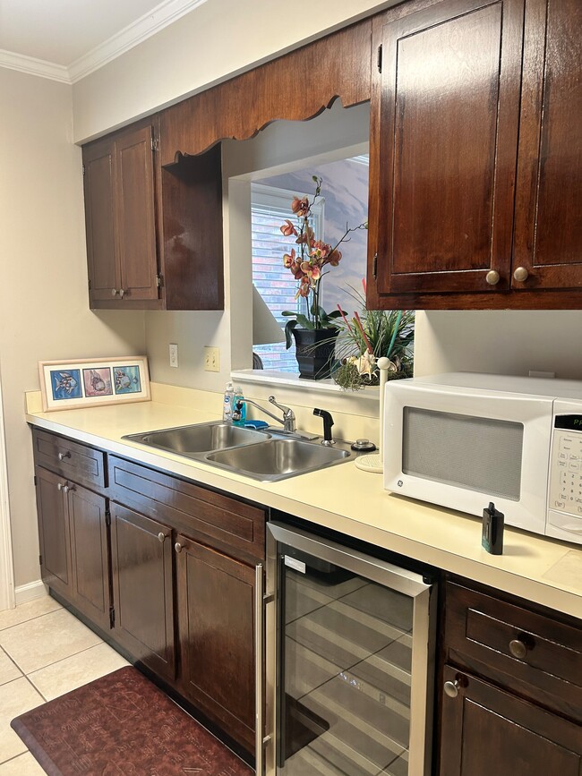 Photo - 415 28th Ave N Unidad B4