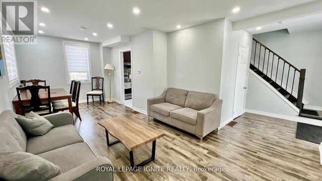 Photo - 514 Frank St