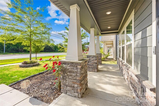 Photo - 11935 Old Statesville Rd