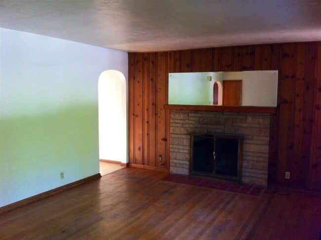 Photo - Great 3BR Bryan Park