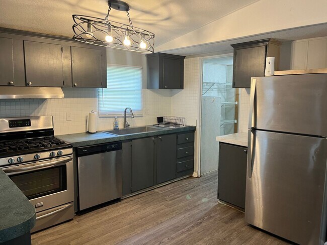 Photo - Newly renovated 3 Bedroom Mobile Home Just...