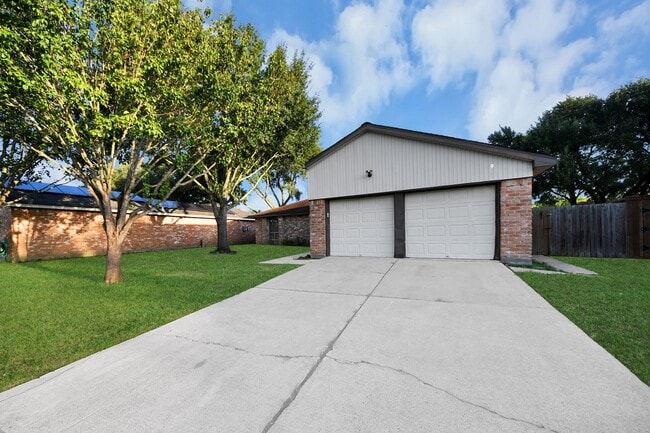 14110 Eventide Dr