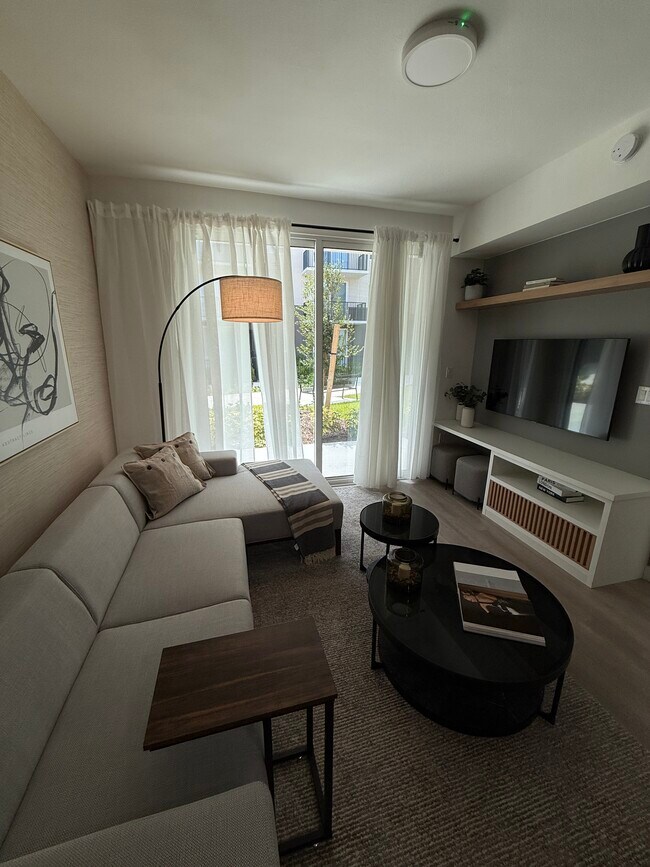 Photo - 320 NW 157th St Unit B4