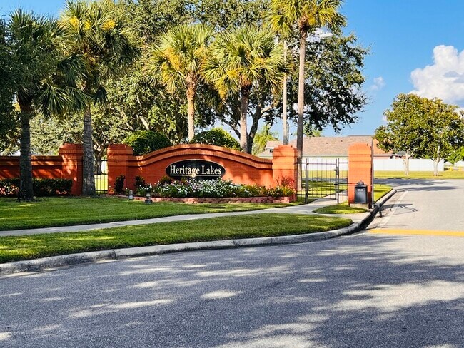 Photo - Beautifully Updated 3 bedroom 2 bath home ...