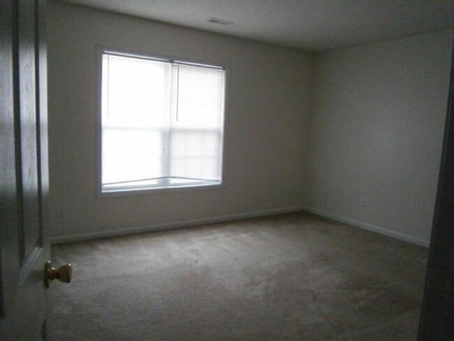 Photo - 231A Lakewood Dr