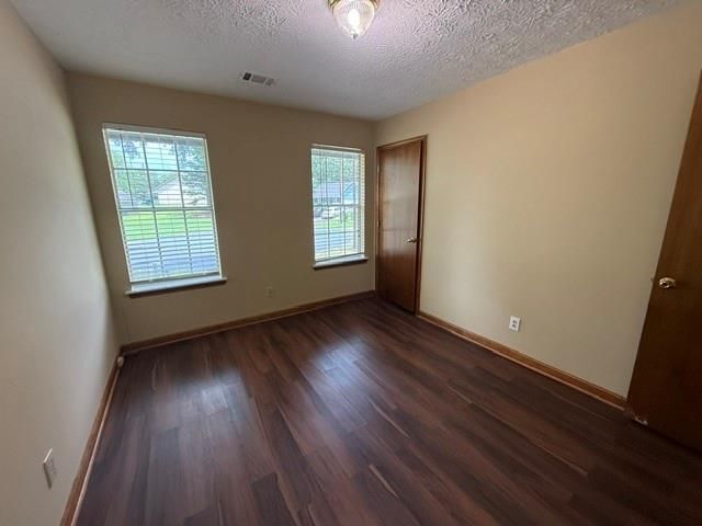 Photo - 8351 Post Oak Ct