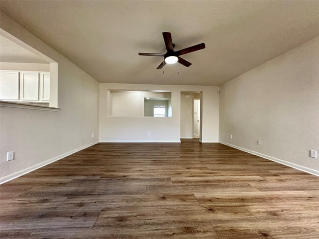Photo - 20515 Hillsdale Park Dr