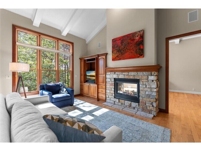 Photo - 8917 Joliet Ave N